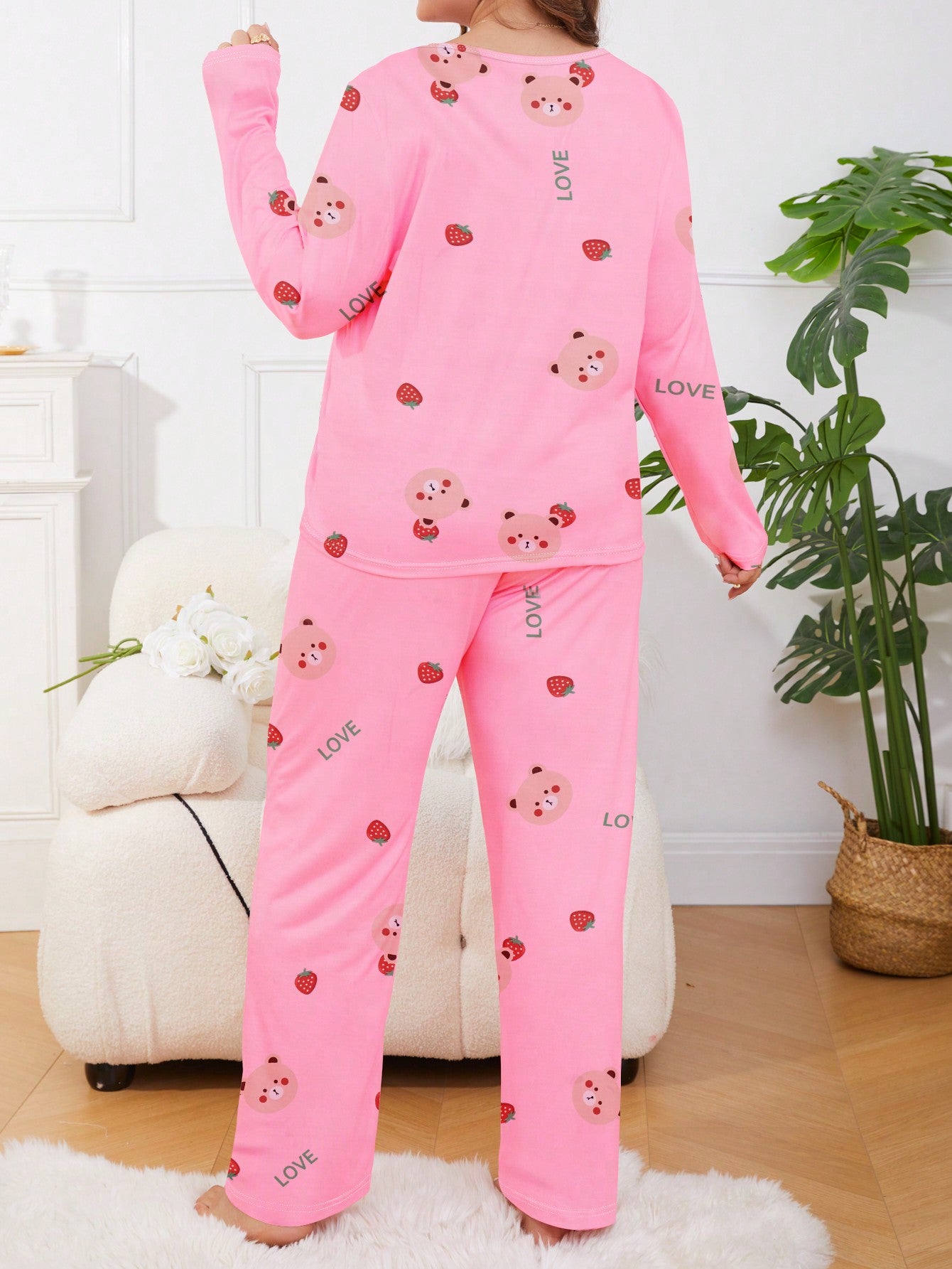 2pcs Plus Siz All-Over Print Pajama Set With Crew Neck Top & Pants